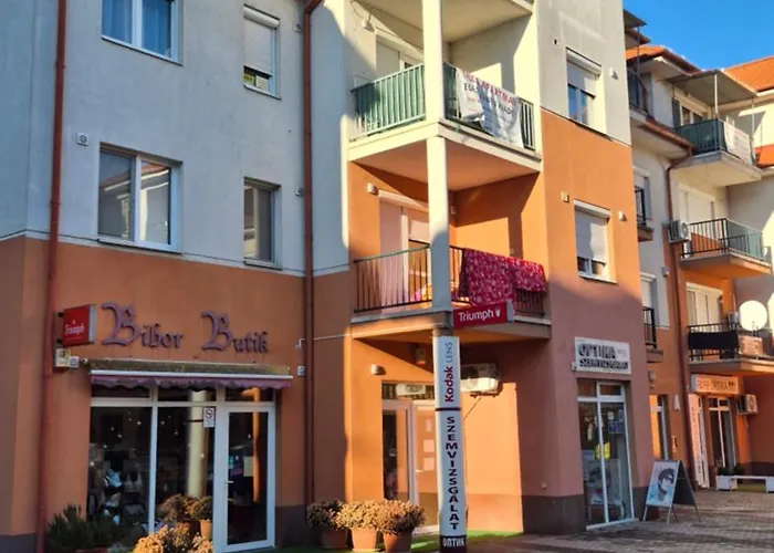 Апартаменты Smile Хайдусобосло